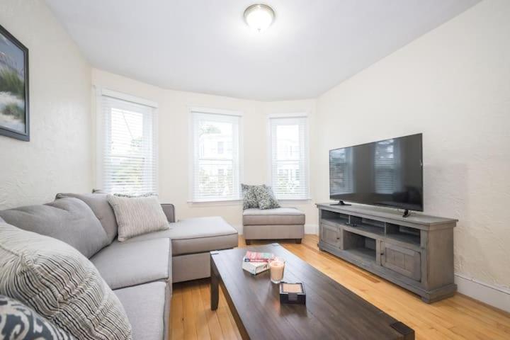 The Boston Rental - Multiple Floorplans エクステリア 写真