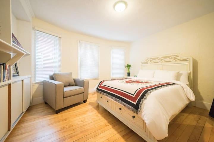 The Boston Rental - Multiple Floorplans エクステリア 写真